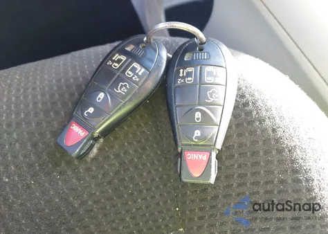 2013 Dodge Grand Caravan Sxt из США, поврежденный, VIN 2C4RDGCG8DR738671